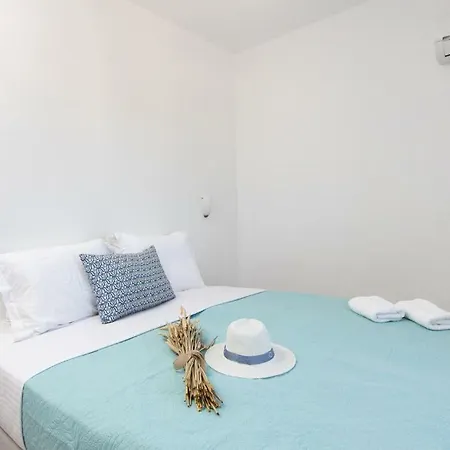 Seafront Glyfada 1 아파트 Naxos City